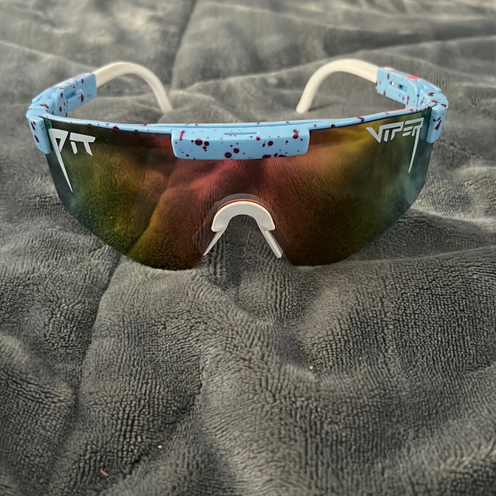 brand new pit vipers